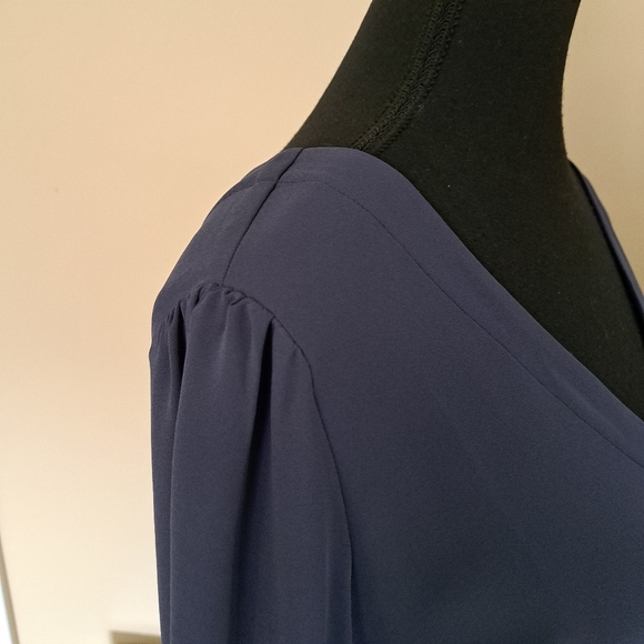 Loft Blouse Tie Back Blue Women's Small V-neck Long Sleeved Gathered Shoulder - Picture 11 of 16